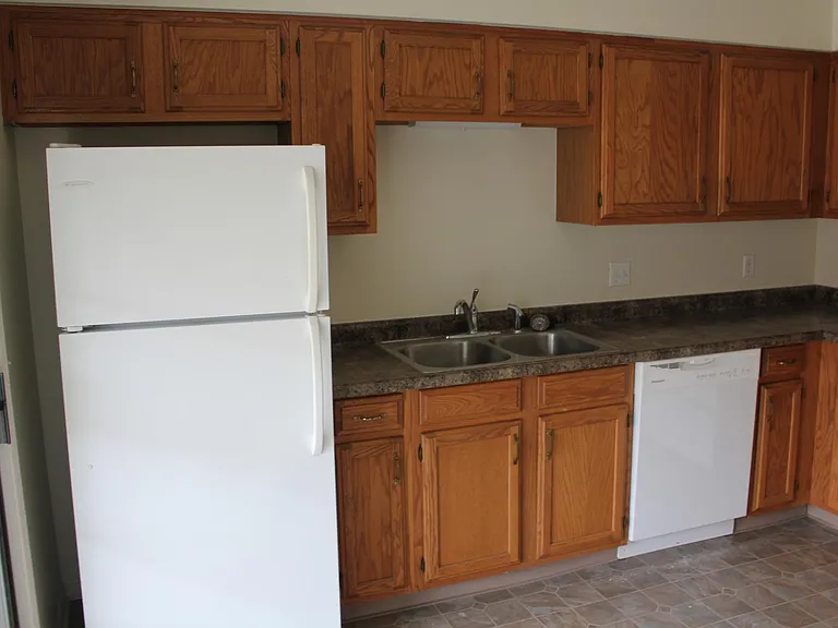3607 Vicary Sq NE #3 — Photo 8