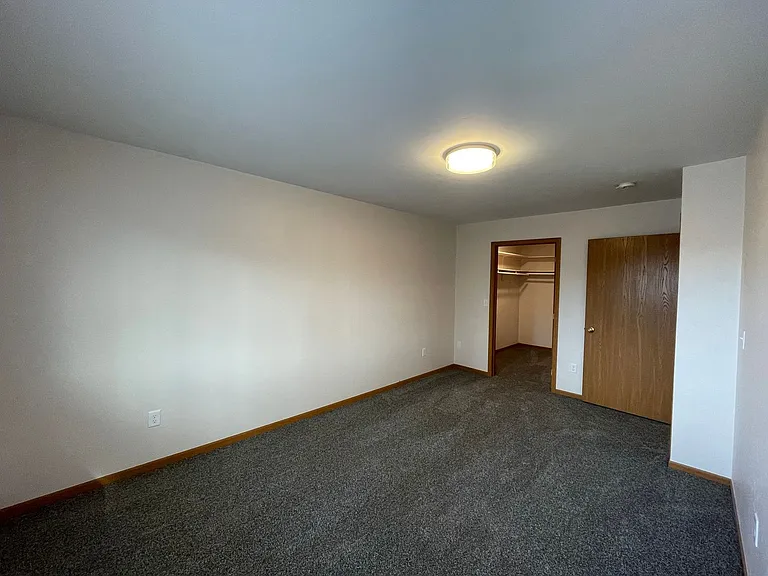 125 S Platten St — Photo 5