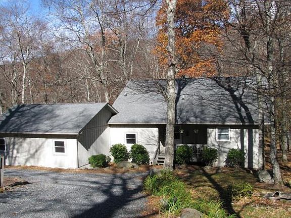 5th image of 150 Rough Ridge Rd