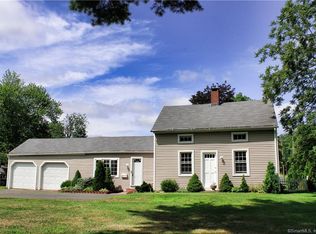 17 Geer St, Cromwell, CT 06416