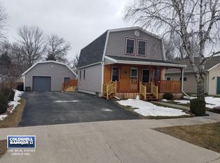 1525 S 38th St, Manitowoc, WI 54220