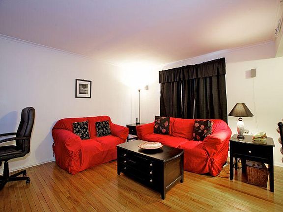 3rd image of 14 Green Acres Dr APT 46