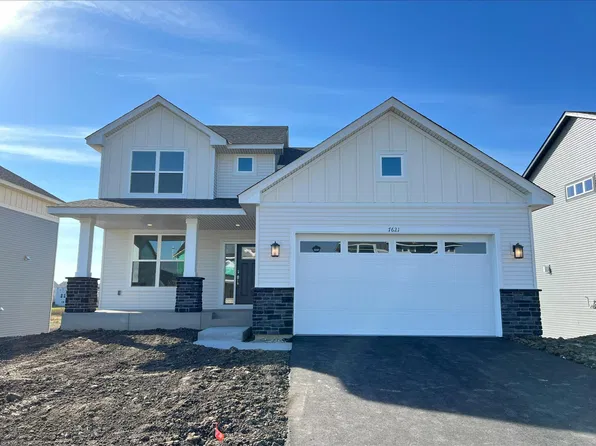 7621 Lotus Ln, Lino Lakes, MN 55038
