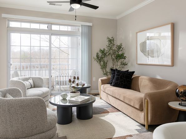900 Wessex Pl #5-207