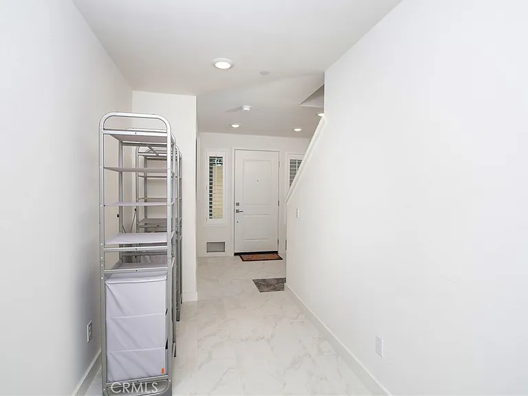 1523 Doheny Way — Photo 7