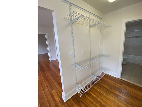 3rd image of 1121 Fillmore St NE #A