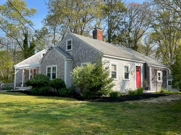 14 Lovers Lane, Harwich, MA 02645