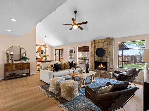 9203 Ridge Grove, San Antonio, TX 78250