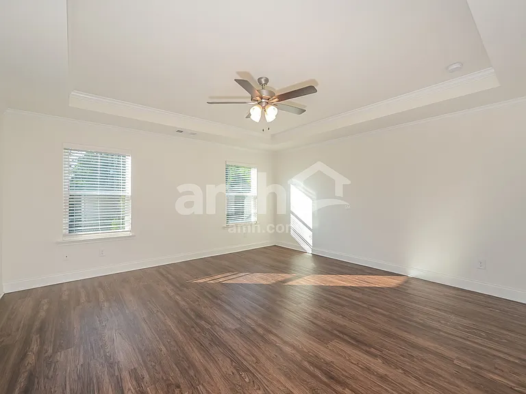 1149 Ashlyn Ct — Photo 11
