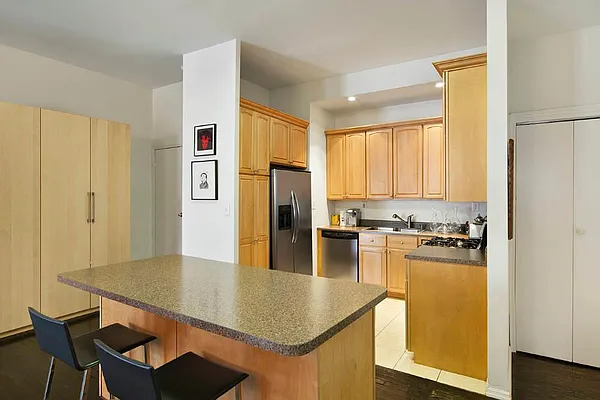 Rented by Town Residential | media 71