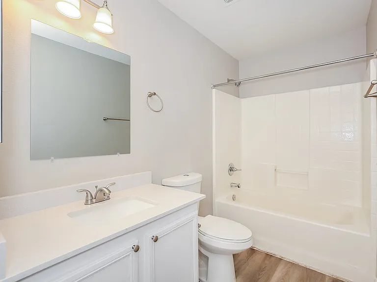 326 Hopedale Ave — Photo 16