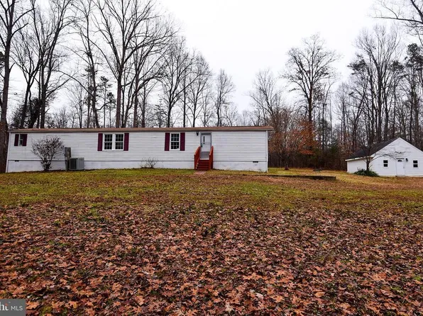 202 Oak Crest Dr, Partlow, VA 22534