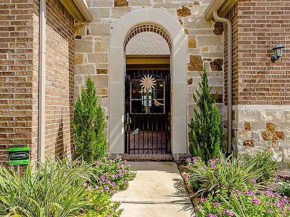 4th image of 25823 Oakwood Knoll Dr