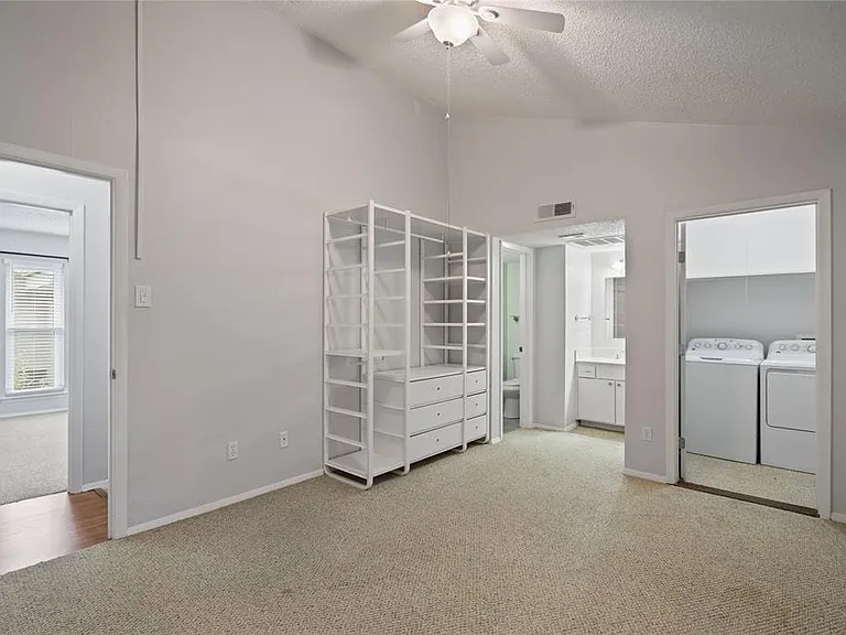 4020 Holland Ave #202 — Photo 21