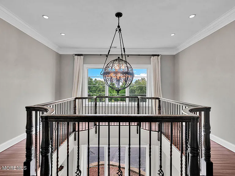 2 Hop Brook Ln — Photo 48