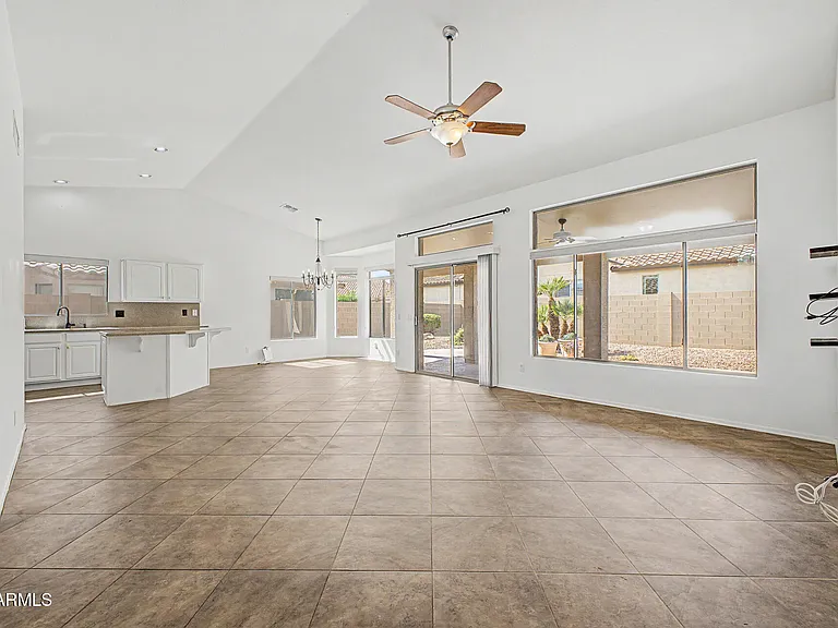 16110 W Vale Dr — Photo 7