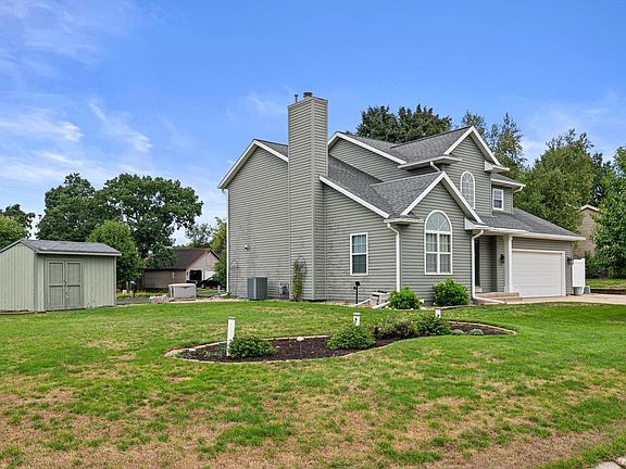 4th image of W2224 Oak Ridge AVENUE