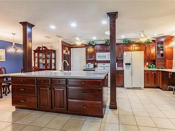 4th image of 1340 Isle Of Sky Ct #1340