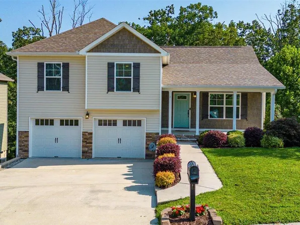 1841 Short Leaf Ln, Soddy Daisy, TN 37379