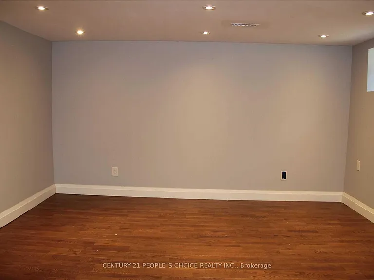 39 Meadowland Dr — Photo 13