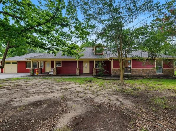 10985 Woods Ln, Cleveland, TX 77328