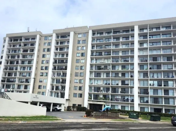 500 Pacific Ave APT 809, Virginia Beach, VA 23451