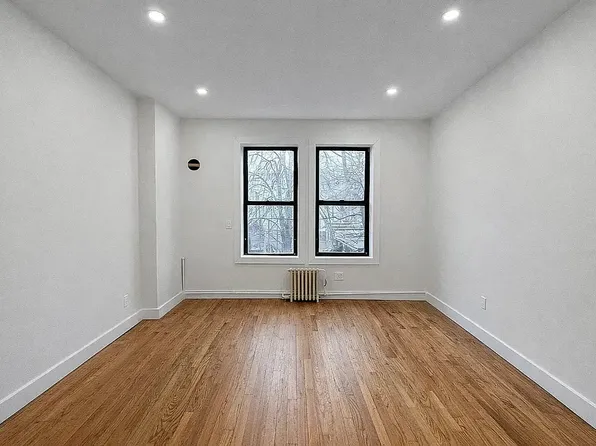 779 4th Avenue image 1 of 7