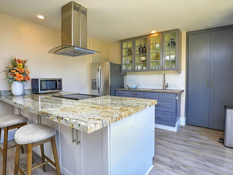 731 Las Canoas Pl #A — Photo 7