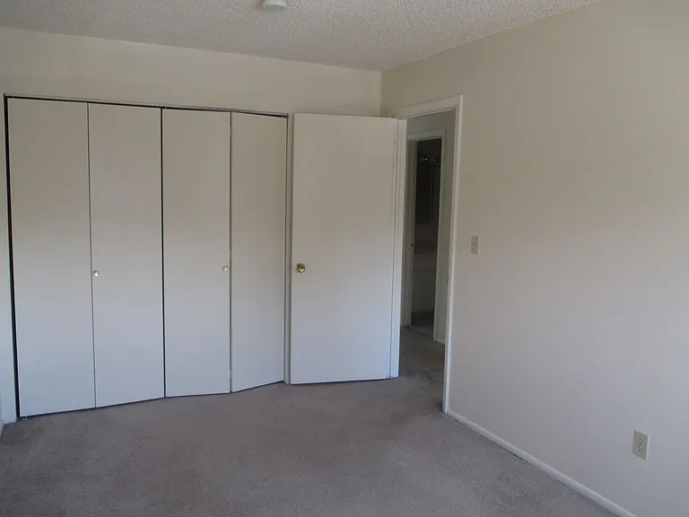 2200 Canyon — Photo 12