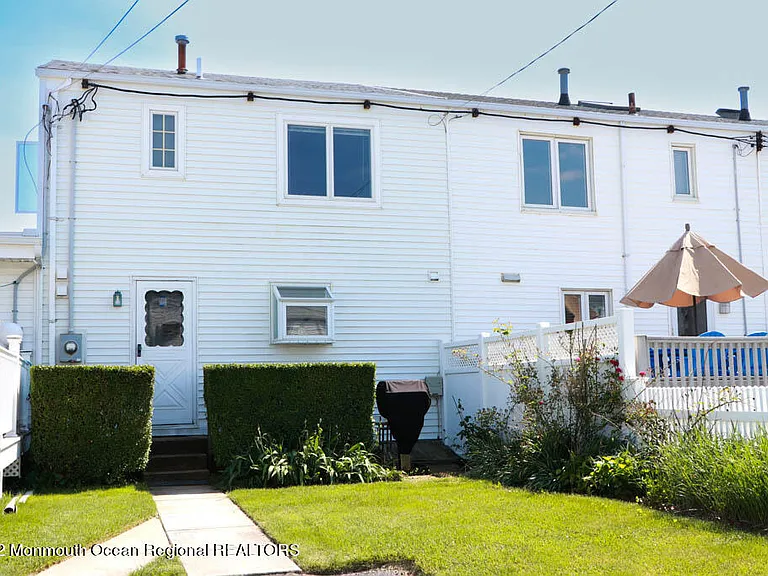 5 Vine Ct — Photo 29