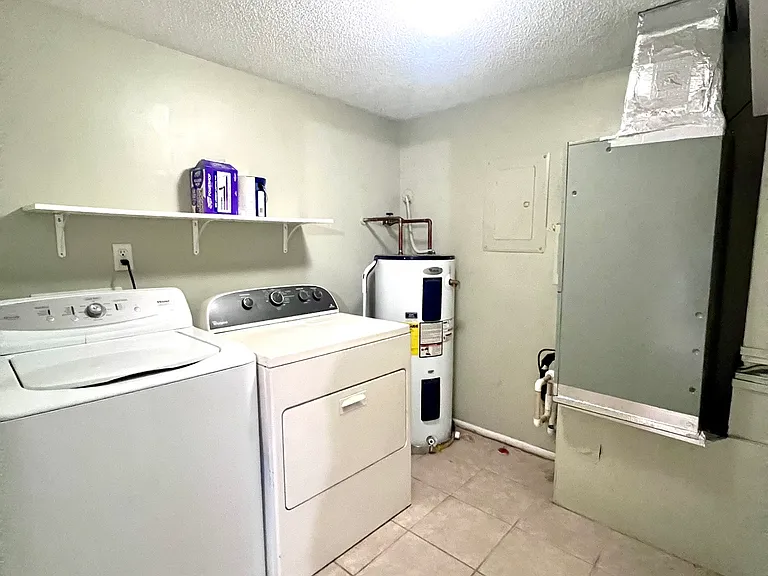 5340 Palmyra Ct — Photo 16