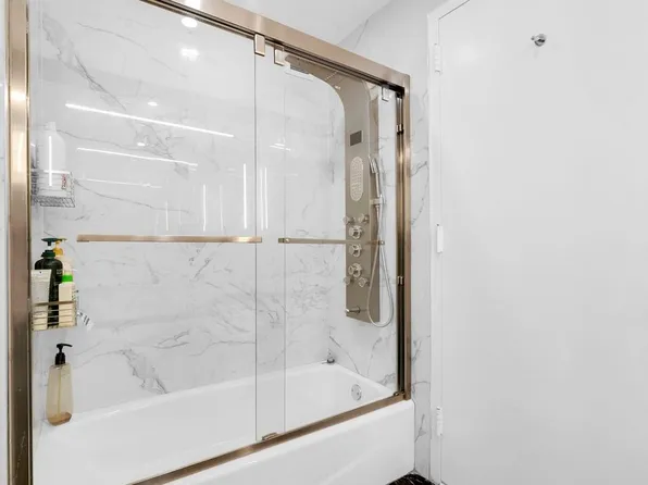 215 East 96th Street image 4 of 9