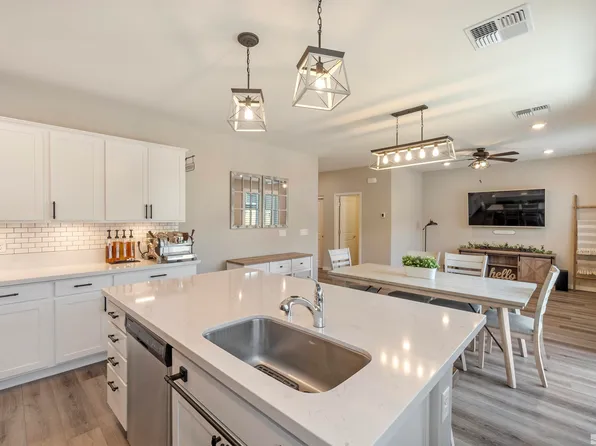 4588 Falcon Rock Ln, Sun Valley, NV 89433