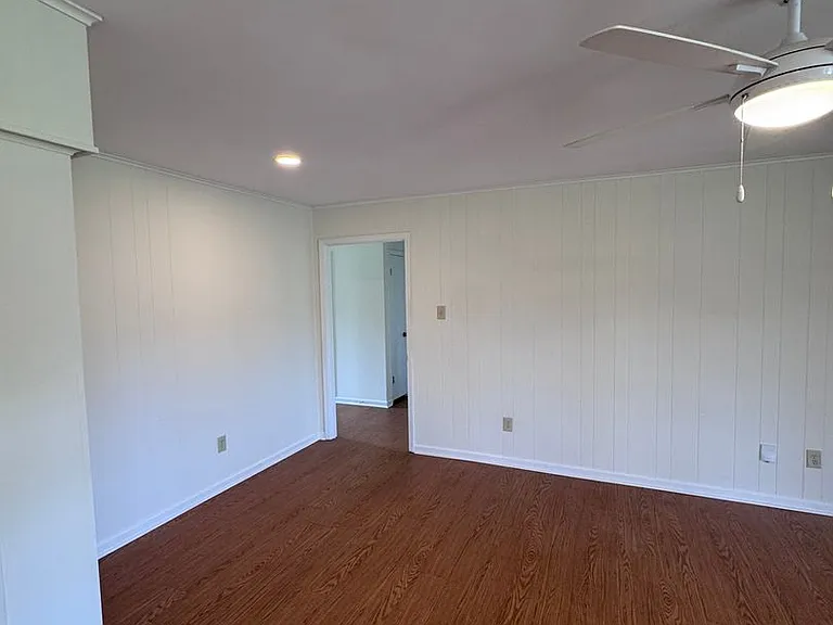 1115 Briar Creek Rd — Photo 29