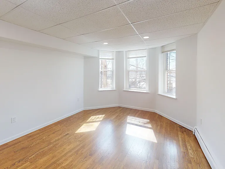 75 Nottinghill Rd, Brighton, MA, 02135 — Photo 9