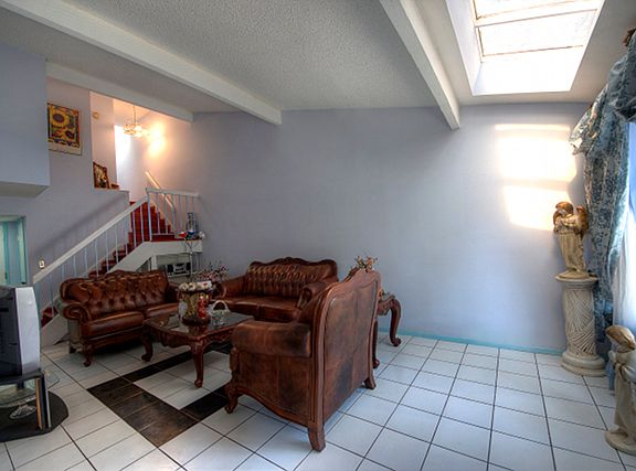 5th image of 2019 Chaparral St