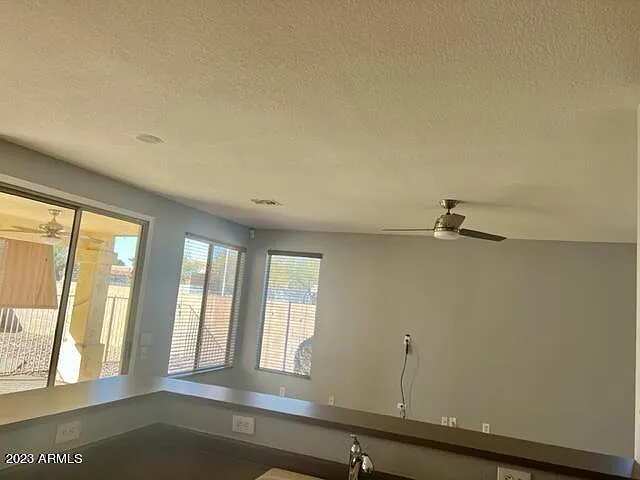 1481 W Hawk Way — Photo 4