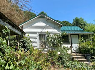 1313A N Fairview Dr NW, Lenoir, NC 28645