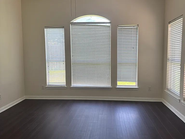 2306 Denham Dr — Photo 21