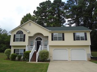43 Fielding Grove Dr, Dallas, GA 30157
