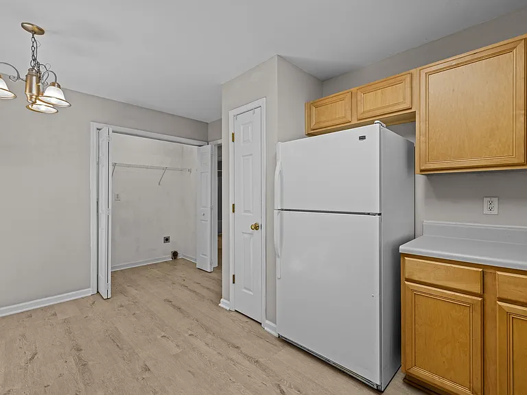 404 Foxbridge Ct — Photo 22