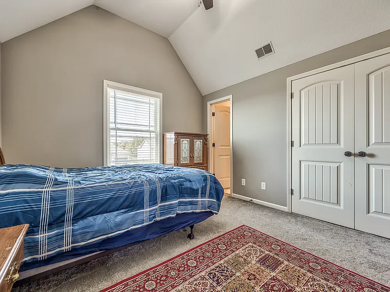 8135 NW 90th Ter — Photo 35