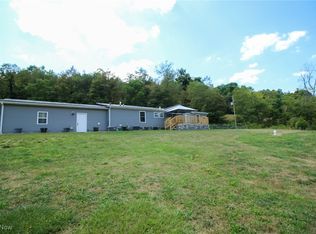 1798 Campbell Rd SW, New Philadelphia, OH 44663