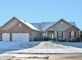 1148 Water View Ln, O'Fallon, MO 63366