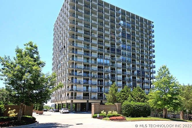 2300 S Riverside Dr W #5-A, Tulsa, OK 74114 | Zillow