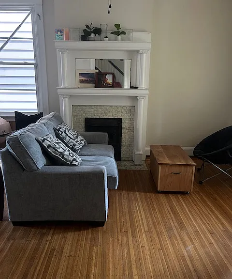 2332 Stratford Ave — Photo 4