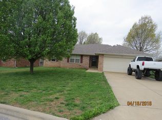 4621 S Tyler Ter, Battlefield, MO 65619
