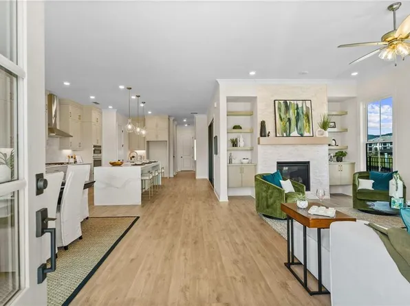 523 Godfrey Dr, Cumming, GA 30040