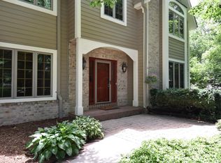 5120 S La Salle Dr, New Berlin, WI 53151