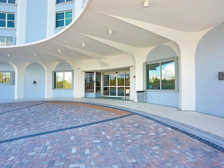 5200 N Ocean Dr #606 — Photo 4
